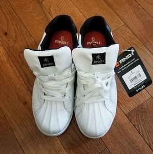 AND1-Meister 6. Boys Size 6. White